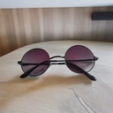 UL176051_03-Photoroom